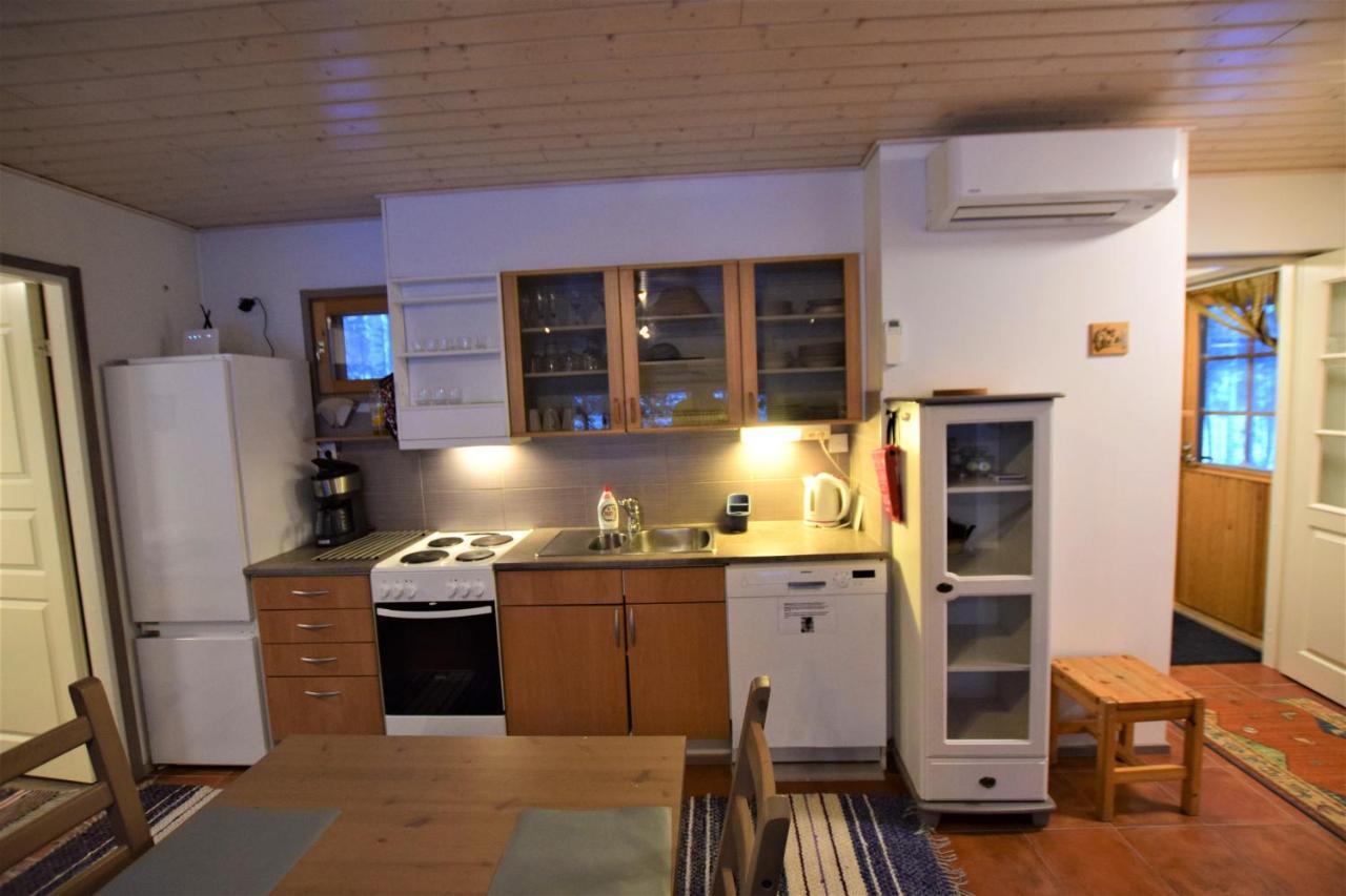 Pyhtaeaen Vuokramoekit Villa Tuuski Eksteriør bilde